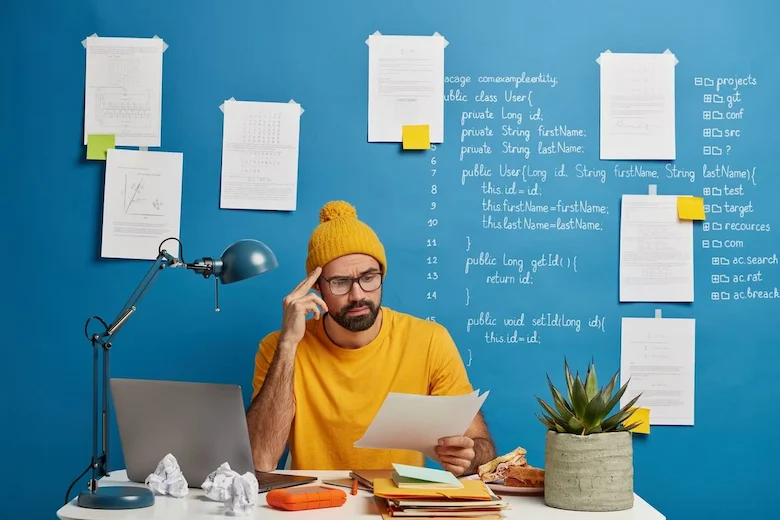 تصویری از کار فریلنسری - A picture of freelance work